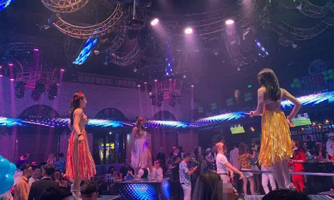 TP.HCM: Quán bar, vũ trường được mở cửa trở lại